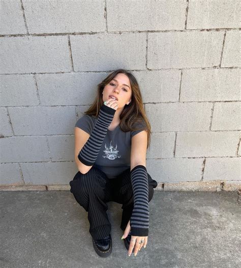 Mackenzie Ziegler Live Stream Video And Photos 11 16 2021 • Celebmafia