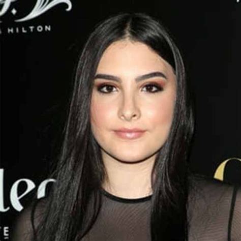 Sophia Umansky Bio, Age, Height, Career, Relationship, Net Worth, Instagram