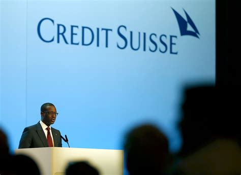 Credit Suisse Profit Challenge In Focus After UBS Wealth Slump