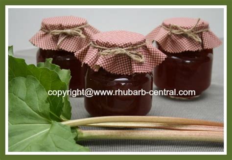 Rhubarb Jam - Cooked / Canned Jam Recipe