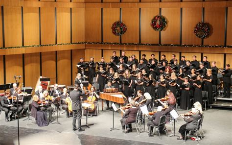 Choir and orchestra have lights out performance – Moorpark College Reporter