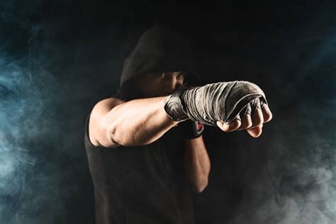 Boxer Vs Mma Fighter Differences And Similarities Between Mma And Boxing Fierce Fight Gear Blog