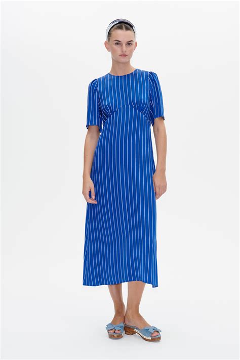 EssenĆia Baum Und Pferdgarten Avigail Blue Stripped Midi Dress