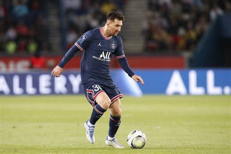 Photo Lionel Messi Psg Match De Football De Ligue 1 Uber Eats