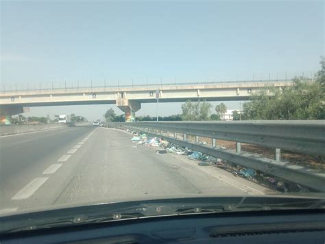 Quindici Molfetta Le Strade Di Molfetta Come Discariche Un Lettore