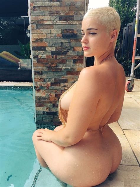 Nude Photos Of Stefania Ferrario The Fappening Hot Sex Picture