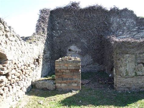 VIII 3 4 Pompeii C 1930 Looking North Along East Side Of Vestibule