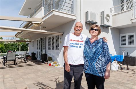 Slobodna Dalmacija Nakon Godina Ivota U Kanadi Aglji Su Se