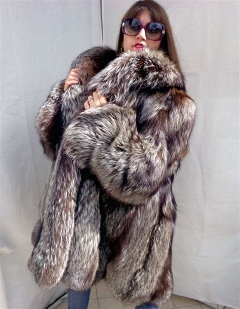 Super Silver Fox Fur Coats Women Fur Fabulous Furs