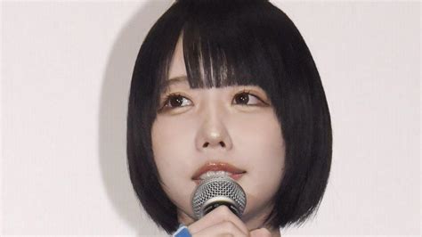 あのちゃん 胸元あらわなセクシーショットに反響「えろ」「いったい何が起きたんだーー」 Abemaエンタメ 話題のsns ニュース