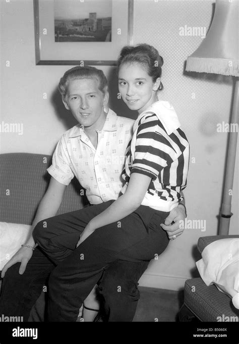 Jerry Lee Lewis Rock And Roll Singer May 1958 With His 13 Year Old Wife