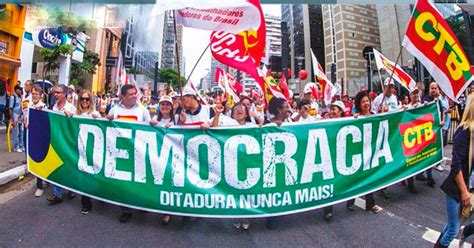 Cresce Adesão Ao Dia Nacional De Defesa Da Democracia No Brasil