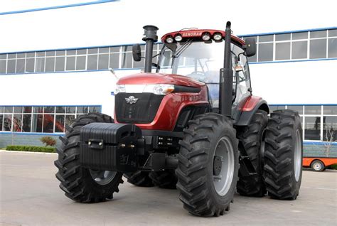 Four Wheel Drive Agriculture Farm Tractor 145HP 4WD Tractor - China ...