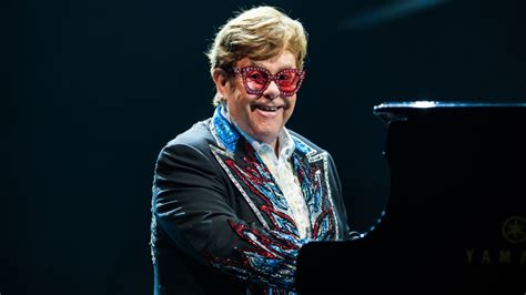 Watch Elton John Play Goodbye Yellow Brick Road At Final Concert