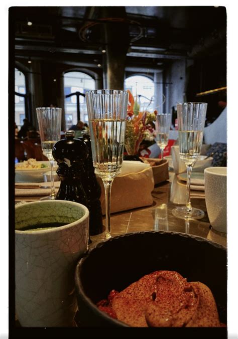 бранч завтрак шампанское визуал эстетика ресторан Chocolate Fondue ...