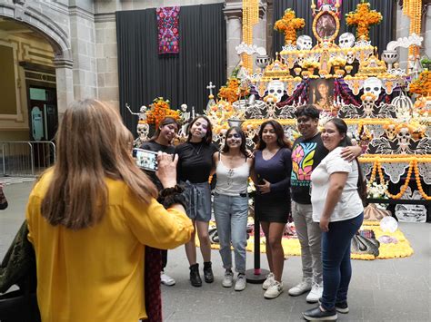 Asistieron M S De Mil Poblanas Y Poblanos Al Festival La Muerte Es