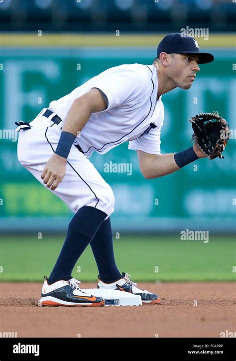 Detroit Michigan Usa 04th Aug 2015 Detroit Tigers Second Baseman