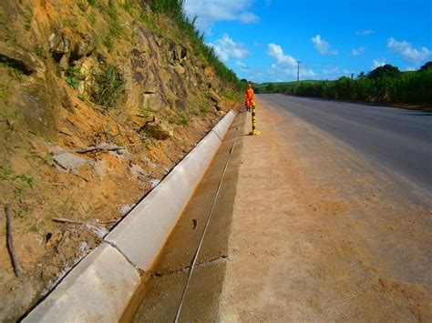 Estradas de Pernambuco Restauração da PE 45 está 78 concluída