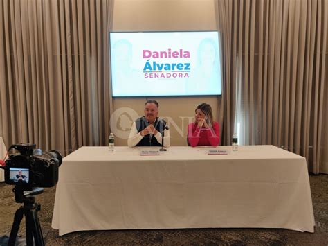 Mario Y Daniela Lvarez Anuncian Que Exhibir N A Loera Y Andrea Ch Vez