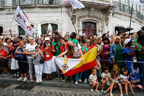 Lisbon Basks In Joy As World Youth Day Opens Catholic Review