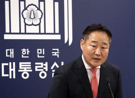 尹 시민사회수석에 전광삼 전 비서관 임명“많이 듣고 있는 그대로 전달” 중앙일보