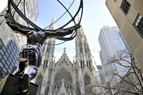 Atlas Statue in New York City Editorial Photography - Image of sunny ...