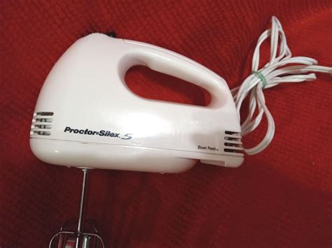 Proctor Silex Hand Mixer Easy Mix Electric Rest Speed Works