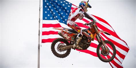 Ken Roczen miażdży rywali w Red Bud