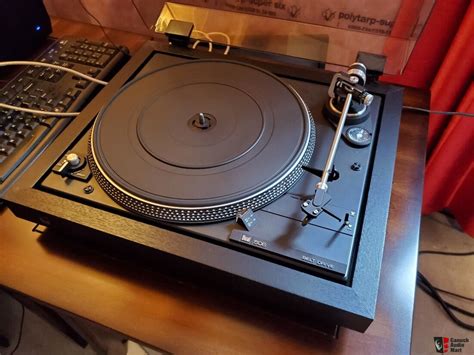 Dual Cs Belt Drive Turntable With Auto Shutoff Photo