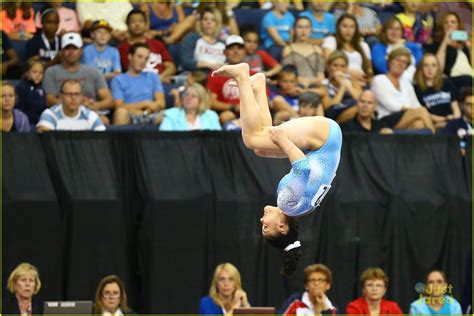 Full Sized Photo of laurie hernandez pro gymnast status instagram 04 ...