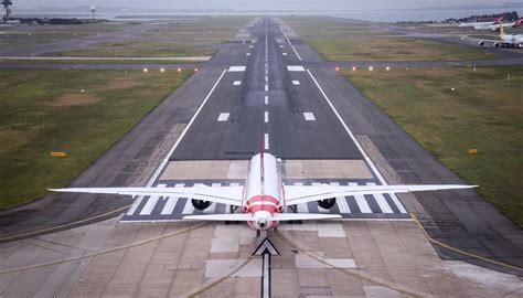 Video Amazing Images From Qantas Past As Airline Celebrates Its 100th Birthday Newshub