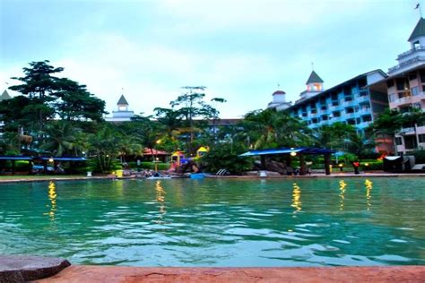 (2022/23 Promo) 2D1N Desaru Waterpark + Lotus Desaru Beach Resort ...