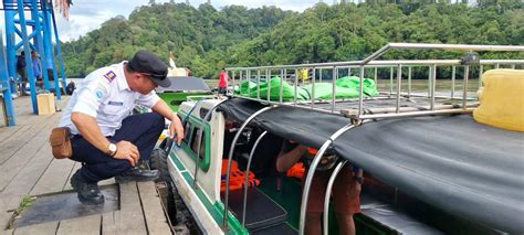 Dishub Mahulu Cek Alat Keselamatan Dan Sosialisasi Penumpang Speed Boat