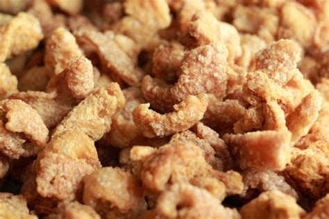 Low Carb Pork Rinds And Dip