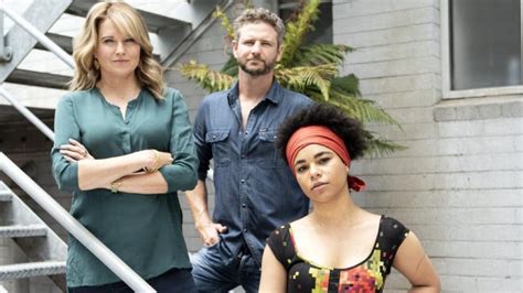 Tens Lucy Lawless Crime Series My Life Is Murder Premieres To 482000 Metro Viewers