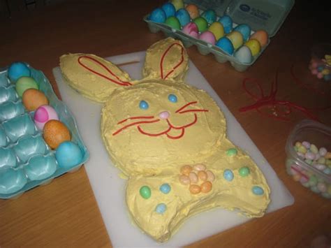 How to Make an Easter Bunny Rabbit Cake - Delishably