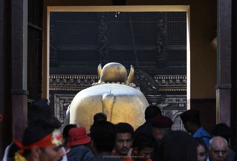 In Pictures Devotees Throng Pashupatinath Temple Myrepublica The