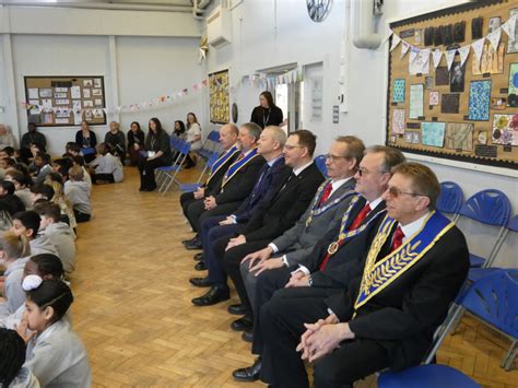 Mayor of Bexley opens innovative science garden at Lessness Heath Primary School - West Kent Masons