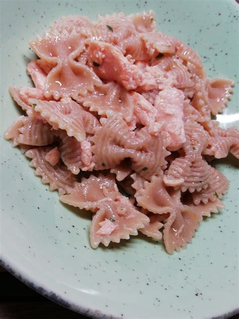 Farfalle Integrali Al Salmone Cucinatranquilla