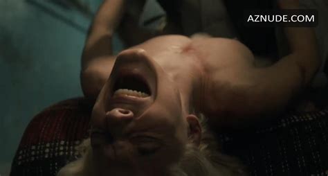 ZA CHAS DO RASSVETA NUDE SCENES AZNude