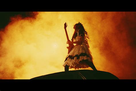 メイド姿のハードロックバンド「band Maid」 新作アルバムが世界2位、続く快進撃 Encount 2