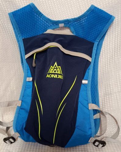 Men S Women S Aonijie Running Hydration Backpack Blue Bnwt Size M L W