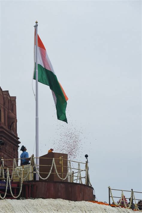 73rd Independence Day Celebrations Pm Narendra Modi Hoists Tricolour At Red Fort News18