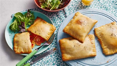 Pizza pockets recipe - BBC Food