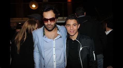 Photo Le Chanteur Ycare Et Le Jeune Acteur Samy Seghir La Soir E