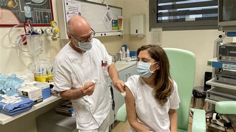 Apre Il Punto Vaccini Anti Covid 19 Dellospedale Borgo Trento A Verona