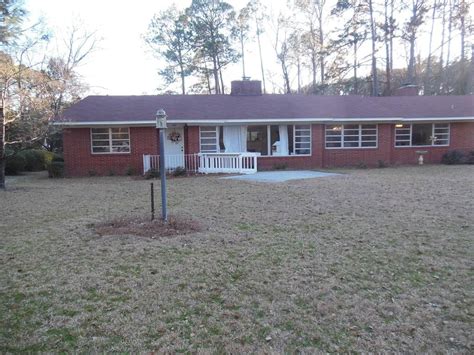 506 W 9th St, Vidalia, GA 30474 - See Est. Value, Schools & More