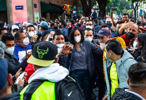 Video Golpean a Lía Limón alcaldesa electa afuera del Congreso de la CDMX