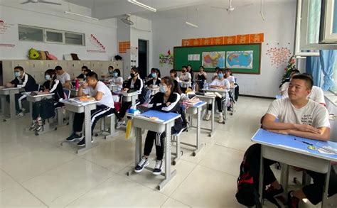 国际班召开新学期第一次班会 承德市第二中学河北承德外国语学校培训教育初中教育高中教育