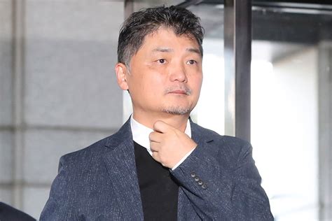 주가조작 혐의 카카오 김범수가 금감원 조사받고 나와서 한 행동 놀라웠다